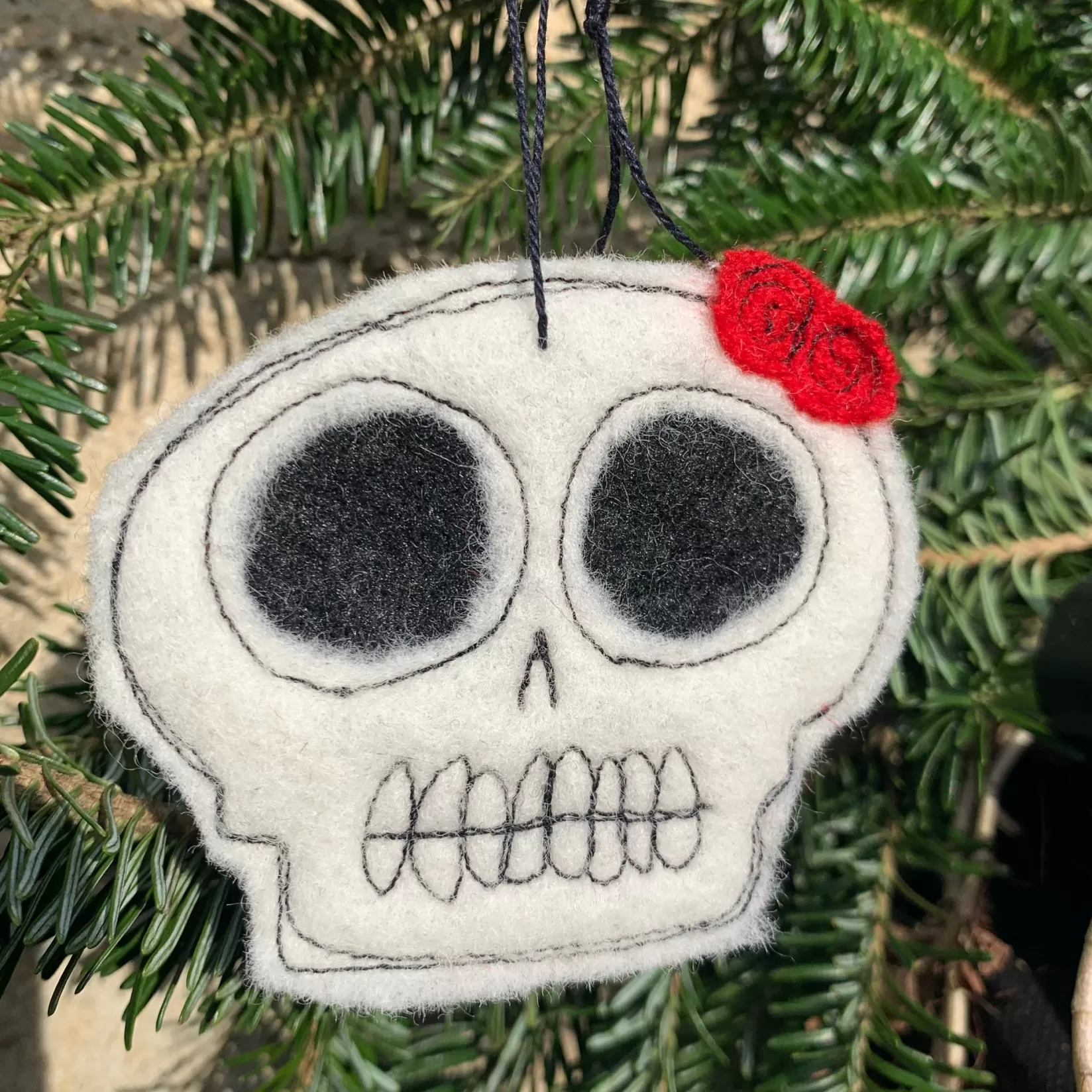 She Skull Ornament-SardineClothing Cheap